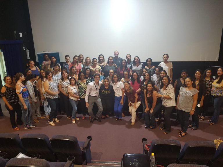 Projeto leva educação financeira para escolas mineiras